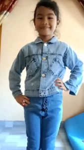 Jaket Jeans Snow Anak Perempuan: Model Terbaru & Pareasi Kancing Belakang