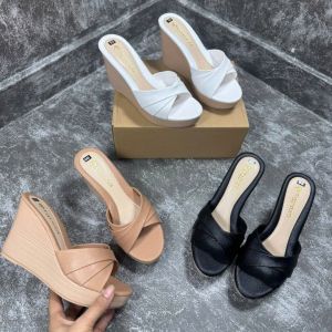 Dép nữ Dép guốc đế xuồng siêu nhẹ 9cm bản quai chéo êm chân hách dáng