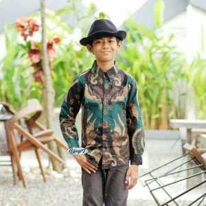 Couple ayah dan anak laki laki lengan panjang dan pendek usia 2 sampai 10 tahun Kemeja batik anak cowok lengan panjang dan pendek motif motif terbaru couple batik ayah dan anak laki-Laki