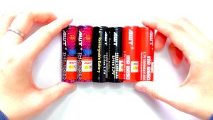 18650 AWT hitam 3400 mAh 2 bateri Suitable for LED flash lights electric vehicles laptops digital Shipment within 24 hours