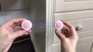 Mumystation  Kunci Lemari untuk melindungi bayi safety lock