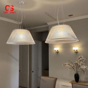 Đèn Treo Trần Kính Trong Kiểu Dáng Thanh Lịch Hiện Đại