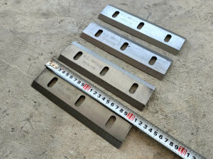 Dao Gắn Máy Băm Rơm Làm Bằng Nhíp Cán 2 Mặt Cắt