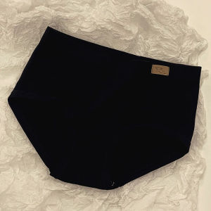 เสื้อชั้นในผู้หญิง เสื้อชั้นใน รูดปรับสายได้อบราสาวเกาหลีนุ่ม ใส่สบาย ไร้กรอบ ดันทรง บรา