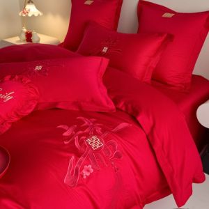 Bedding four-piece set of pure cotton simple red wedding four-piece wedding pure cotton festive dowry quilt cover New wedding bedding (bed sheet * 1 quilt cover * 1 pillowcase * 2)