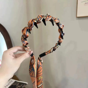 2026 Vintage-Inspired Chain & Ribbon Floral Headbands for Women Adjustable Hair Braided Headbands