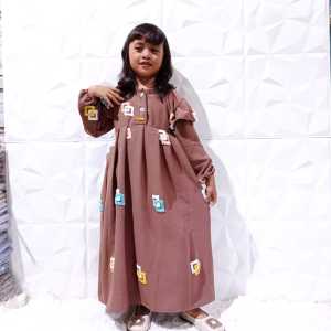 Gamis crinkle pompom anak 3-8 tahun