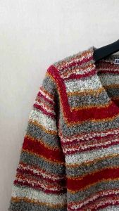Cardigan crop rajut
