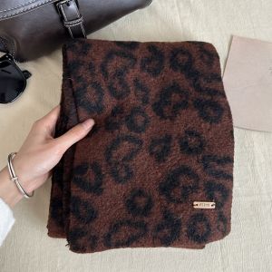 VNEUB1 Phong cách Hàn Quốc Khăn quàng cổ họa tiết báo Nhẹ Hỗn hợp cashmere Khăn len giả Thời trang Chống gió Khăn choàng mùa đông Phụ nữ/Nam giới