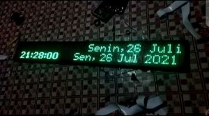 jam masjid / jam waktu sholat running tex panjang