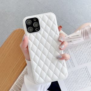 [MojoSkins] Luxury Diamond Rhomb Leather Phone Cover iP 13 Pro Max 12 11 Silicone Protect Shockproof Case