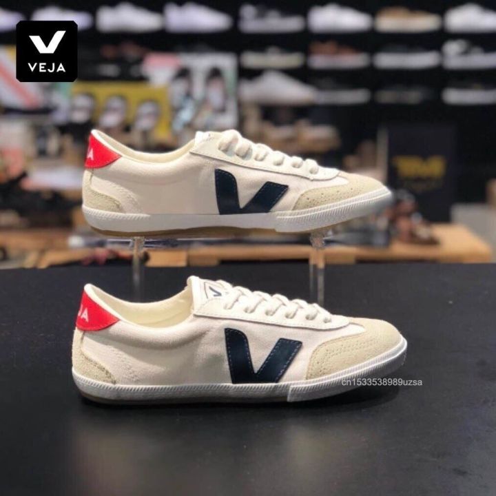 Veja volley outlet canvas sneaker