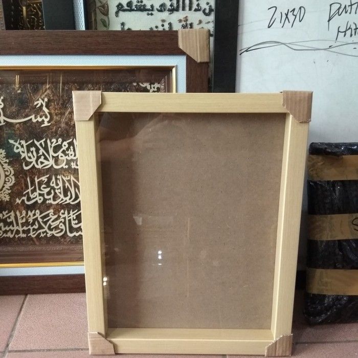 VT FRAME MAHAR/BOX 3CM A3 30X40 WARNA KAYU SERAT KACA AKRILIK | Lazada ...