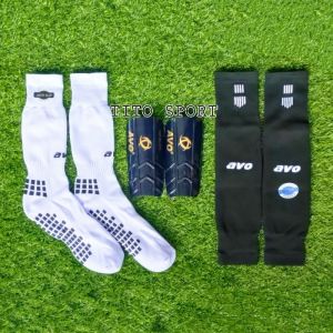 Satu set kaos kaki sambung deker lakop embos pelindung tulang kering dan bawahan antilslip avo