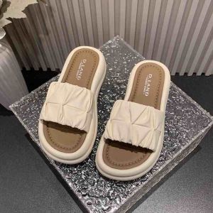 Free Shipping Versatile Outdoor Slippers 2026 New Fashion Summer Thick-Soled Height-Increasing Beach Sandals For Women Casual One-Strap Design