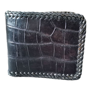 ต้องการใช้หนังแท้ต้องที่ร้านJorakha งานสวยๆหนังจระเข้แท้ ถักขอบตลอดใบสีดำ