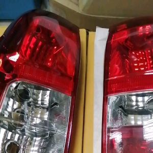 เสื้อ ไฟท้าย รีโว้ revo 2015