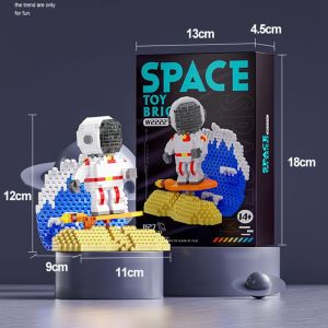 368Pcs Mini Astronaut Model Building Blocks Boy Assembled Puzzle Building Blocks Birthday Gifts