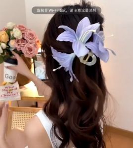Flower Hair Clamp Women Hair Accessories Lily Hair Clip Beautiful Beach Shark Clip