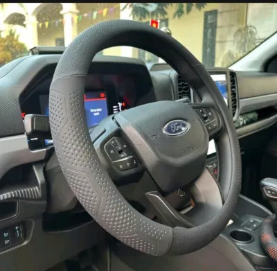 Bọc vô lăng da Nappa loại Dcut xe điện Vinfast VF3 VF5 VFE34VF6 VF7 VF8 VF9 Kia Seltos Sonet Caren MG XL7