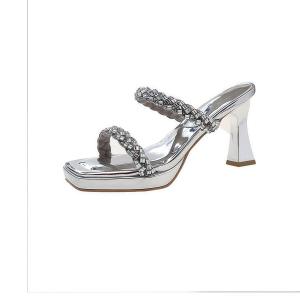 ร้องเท้าแฟชั่นรุ่นใหม่ล่าสุด เปิดนิ้วเท้าหัวสแควร์รองเท้าแตะ รองเท้าส้นสูง3.5นิ้ว รองเท้าสตรีคุณภาพดี ไซส์ 36-40 หากเท้าอวบแนะนำเพิ่มไซส์