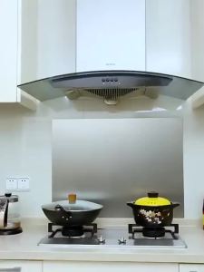 LZD  Stainless Steel Oil Baffle Plate Wall Sticker Oil Cover Cooking Oil-Proof Plate Oil Separator Stove Kitchen Gas Stove Oil-Proof Baffle