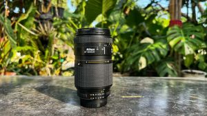 NIKON AF NIKKOR 35-135MM.F3.5-4.5 MACRO  NIKON AIS MOUNT