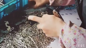 2 gói độ bền xiên xe đạp đường trường bánh xe khóa xiên phía trước phía sau xiên cho xe đạp leo núi trung tâm