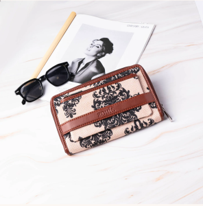 zouk Mughal Motif Classic Zipper Wallet Dimensions (Length x Height x Width) - 20.5 x 13 x 2 cms