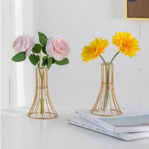 QICAI692 Simple Hydroponic Vase Ornament Durable Iron Art Potted Container Ornaments Modern Smooth Metal Small Waist Vase Wedding Decor