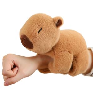 LIEYH Capybara Loạt Vòng đeo tay tát Gấu trúc Mô phỏng Vòng đeo tay hình búp bê bằng vải nhung lông Búp bê đeo tay cầm tay Mềm Dây đeo cổ tay vải nhung lông hình khỉ Quà tặng sinh nhật