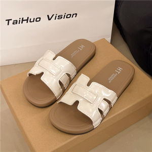 Free Shipping Summer Fashion Toe-Post Sandals Rhinestone Butterfly Slippers Crystal Non-Slip Versatile Sandals