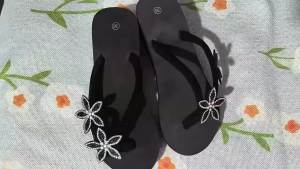 [Free Shipping] Plus-Size Thick-Soled WomenS Slippers Simple Butterfly Rhinestone Wedge Flip-Flops For Outdoor Wear