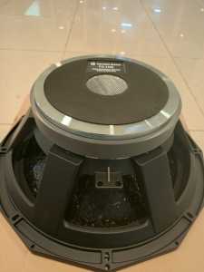 Speaker komponen precision devices PD1550/PD 1550 15 inch vc 4in