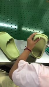 Mens Closed-Toe Slippers Waterproof and Non-Slip Chef Shoes EVA Thick-Soled Womens Nurse Shoes Mens Half-Slippers Sandals