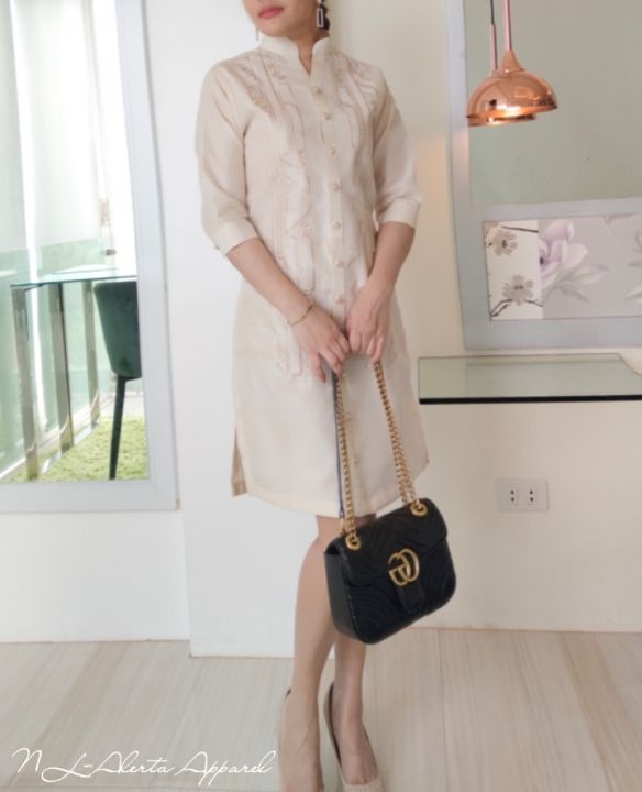 MODERN FILIPINIANA BARONG DRESS FOR WOMEN PINA JUSI HIGH QUALITY PURE  EMBROIDERED BARONG WITH AND WITHOUT EAGLES LOGO AVAILABLE Ropa De Mujer  Elegante Y Moderna Tropical Dresses For Women - Lazada |