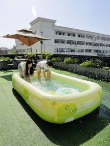 Inflatable Swimming Pool for Kids Bathing Children Inflatable Pool Home Thickened Outdoor Foldable Water Pool Bathing Water Play Pool