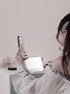 Mirror USB Charging LED Vanity Mirror with Light Adjustable 3 Tone Led Light 化妆镜