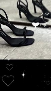 [Free Shipping] Da Wangs new summer style square-toed open-toe high-heeled sandals for women with a simple and elegant design and thin heels