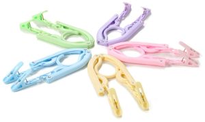 Hanger Portable Folding/Travel Foldable Plastic Hanger/Non-slip Hanger/衣架便携式折叠/旅行可折叠塑料衣架防滑衣架