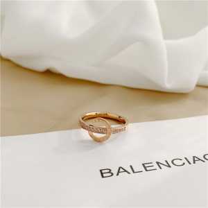 [ Terbaru ] Cincin Titanium Wanita Mewah / Cincin Wanita Anti Karat Dan Luntur Selamanya / Cincin Wanita Titanium / Perhiasan Wanita Terbaru