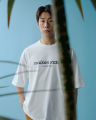 maison KEEPS | The Oversized Stamp Tee | Unisex | เสื้อยืดทรงoversized ลายปริ้นท์ มี 2Sizeให้เลือก อก44" และ48". 