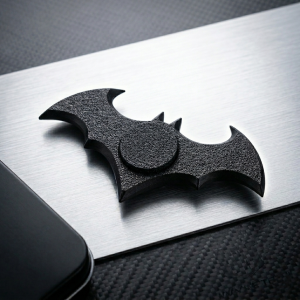 Batarang Spinner Fidget – Iconic Batman Collectible with Smooth Spin