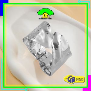 MI-K198 Gelang Wanita Cuff Versi Lebar Gaya Retro / Gelang Peplum Lipatan Motif Tidak Beraturan