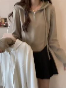 COD  Long Sleeve Hooded Sweater Womens Spring and Autumn New Hoodie Casual All-Matching Slim Fit Slimming Curved Hem Short Top  Sem