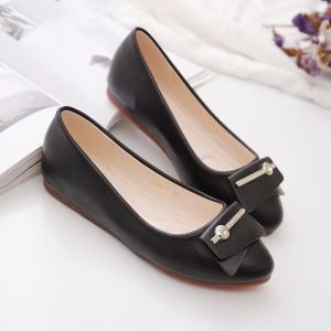 Free Shipping Fashionable Soft-Soled Pointed-Toe Shallow-Mouth Loafers New Spring And Autumn Collection Versatile And Elegant For Everyday Wear