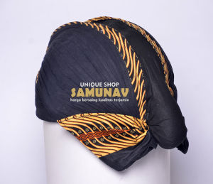 Blangkon Lipat Jebeh HItam Motif Samurai Kuning