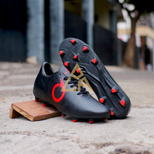 SEPATU BOLA ORTUSEIGHT SHARK HIU REQUIN IN ABU SILVER HITAM TOSCA SNEAKERS KEKINIAN SEPATU OLAHRAGA TERBARU TERLARIS