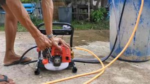 เครื่องพ่นยาแบบพกพา 768 (ลากสาย 2 จังหวะ P-768 Earth ฟรีสาย 10 เมตร ฟรีด้ามพ่นยา