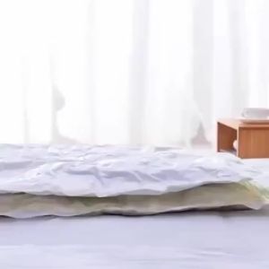 Túi Hút Chân Không Trong Suốt Bảo Quản Quần Áo Chăn Ga Gối Tiết Kiệm Không Gian - Nhiều Kích Cỡ Lựa Chọn